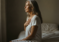 Postmenopausia: qué es y qué cambios trae